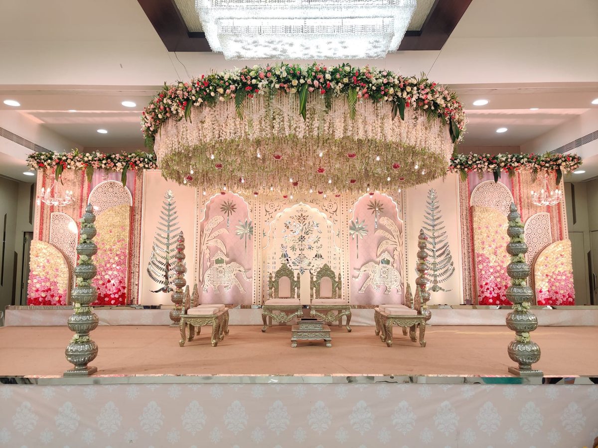 Wedding mandap set up at Siddharth Banquets