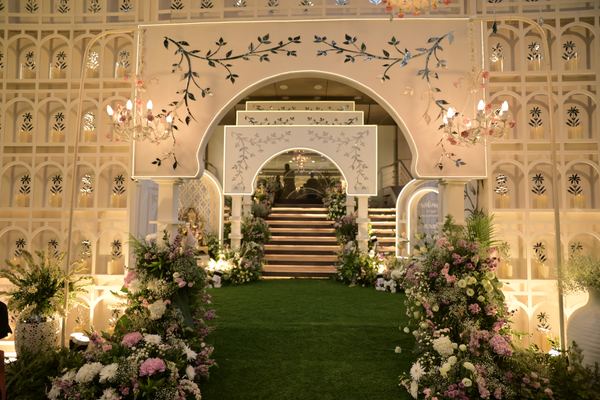 Lattice arch entrance at Siddharth Banquets, Andheri West Mumbai