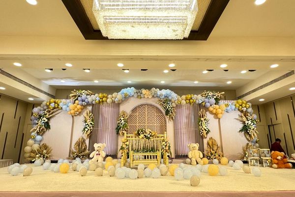Pastel balloon stage warm at Siddharth Banquets, Andheri West Mumbai